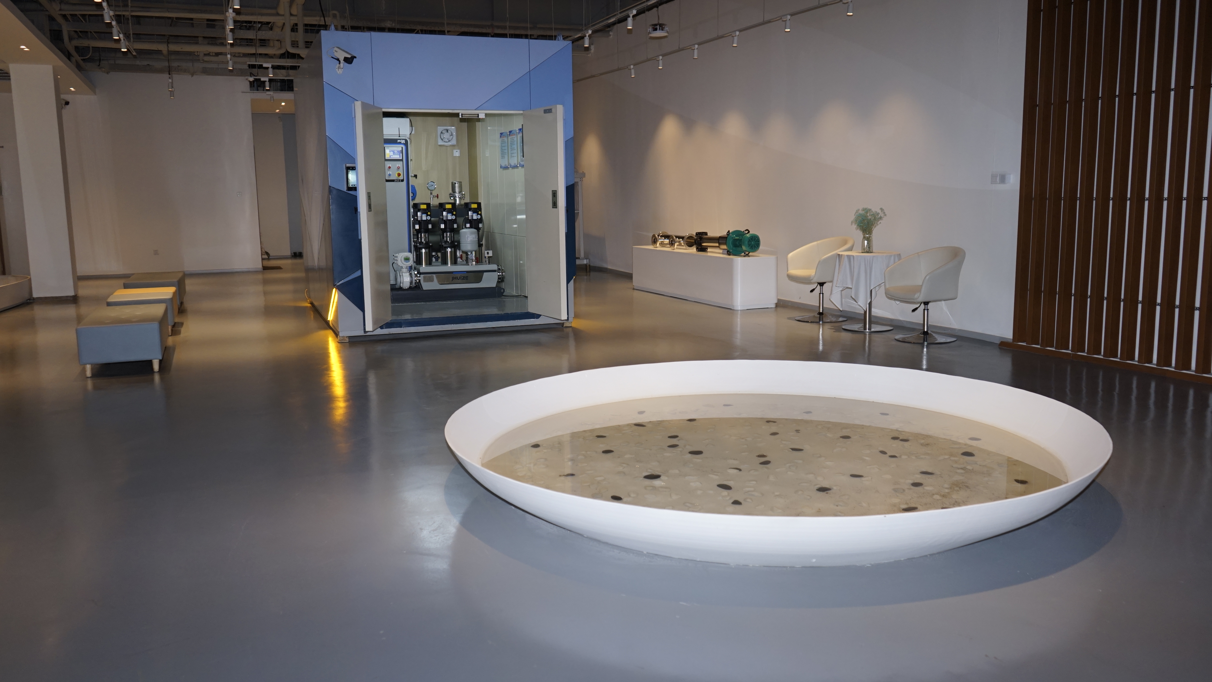 學校常用什么供水設備呢？   